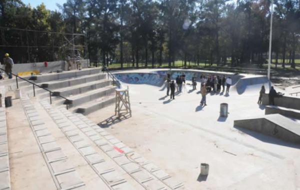 A pocos días de la inauguración de la Pista de Skate en Malvinas Argentinas