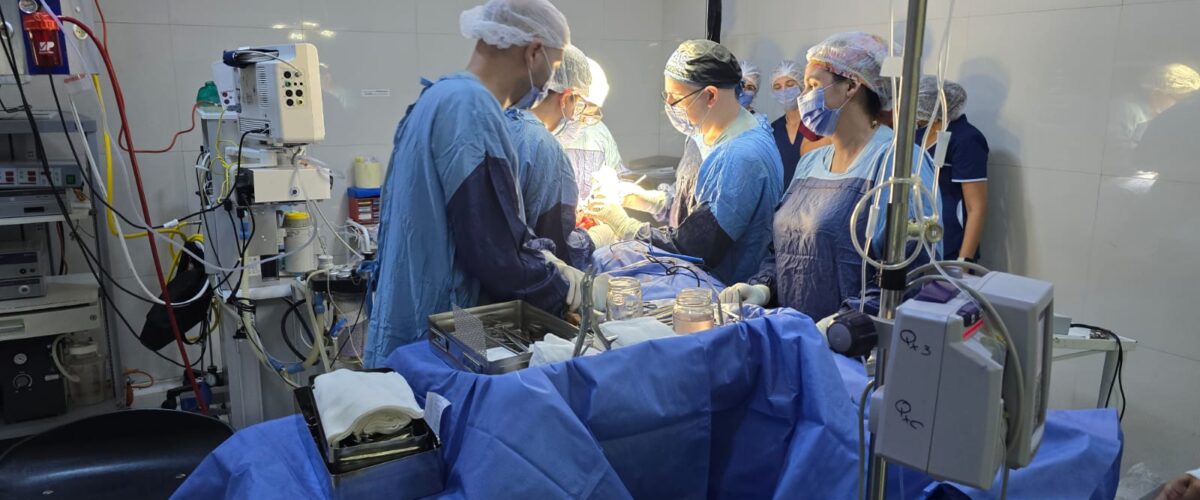 Histórica cirugía en el hospital Larcade de San Miguel