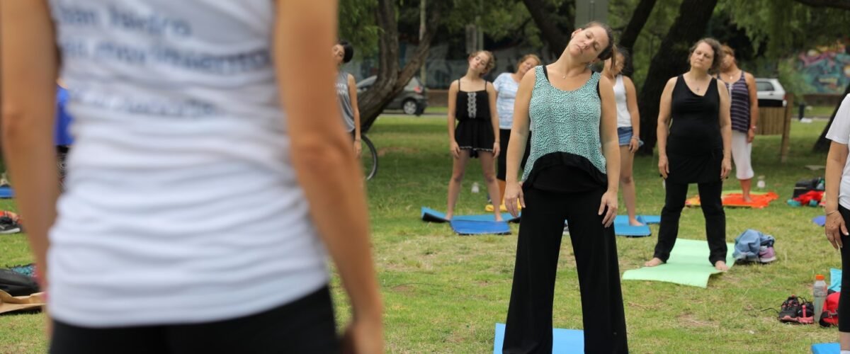 Actividades deportivas en plazas y paseos públicos de todo el distrito