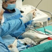 El Hospital Larcade suma un láser de última generación para operar riñones con mínima invasión