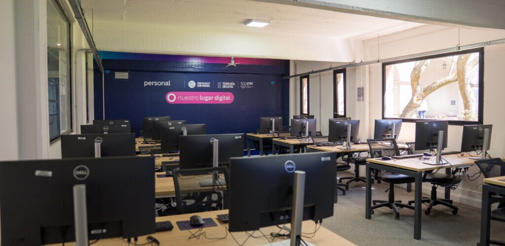 San Miguel suma la primera Aula Digital de Personal en la provincia, en la UTEC
