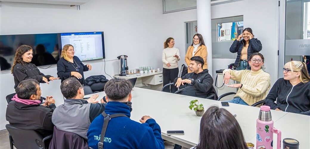 Agentes de Tránsito de Junín aprendieron lengua de señas para atender a personas sordas